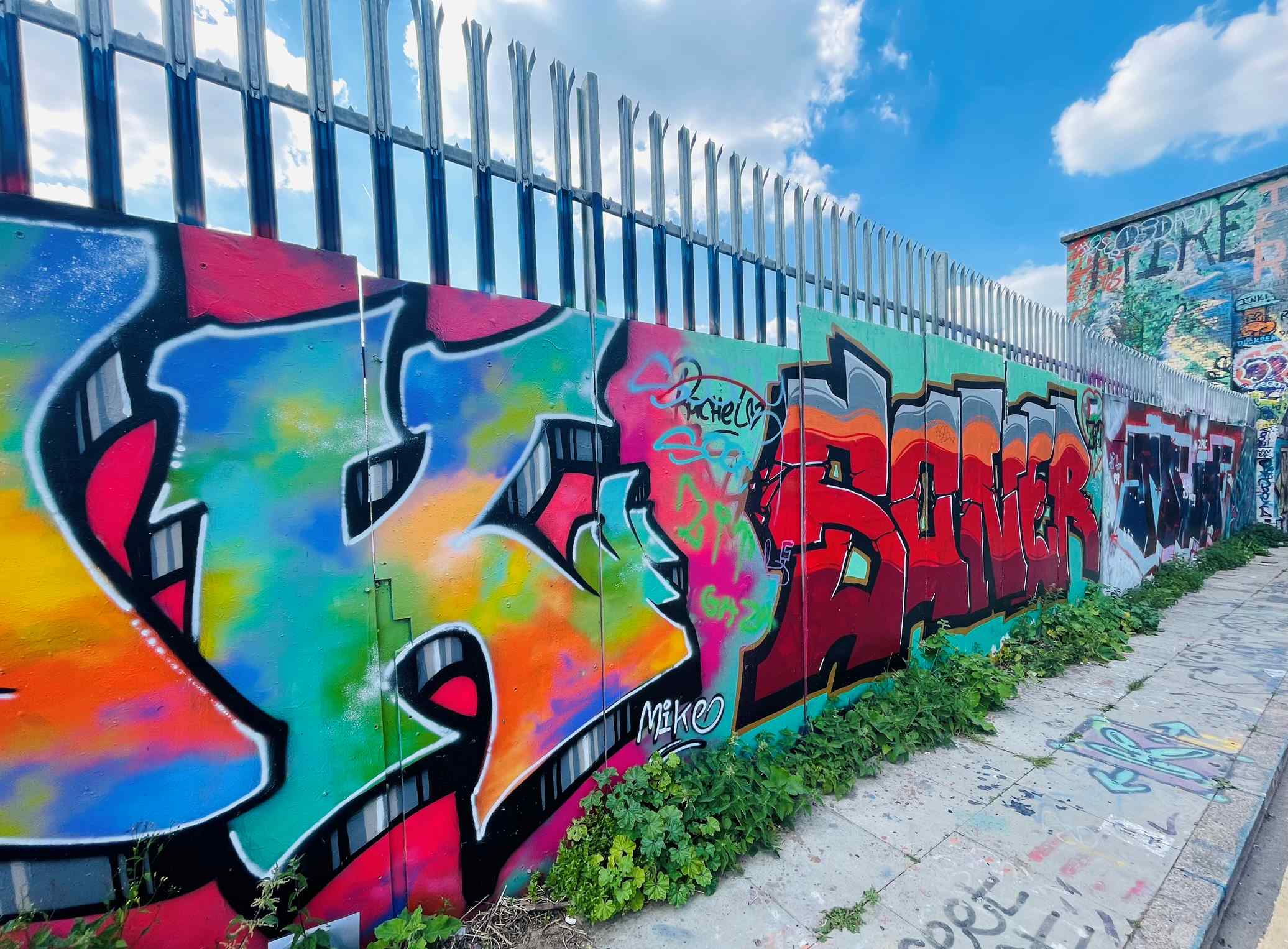 Cos’s Travel Guide